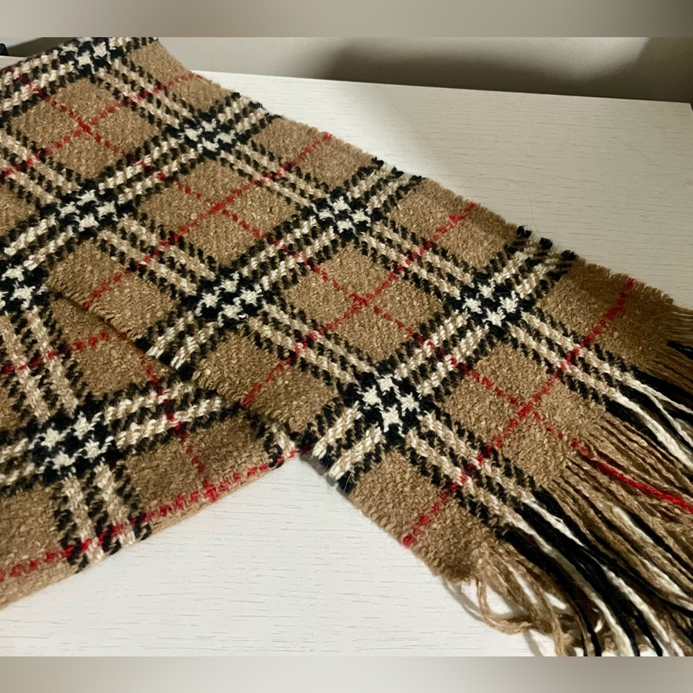 Authentic Burberry Classic Plaid Fringe Scarf
